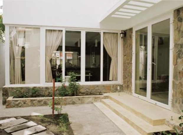 Thiết kế cửa kính nhôm mang kiến trúc hiện đại