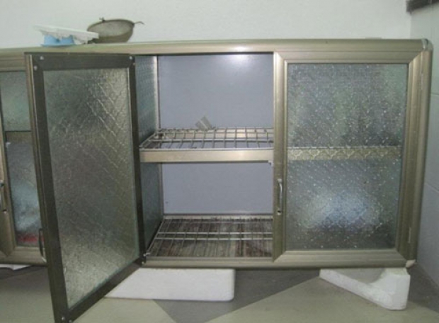 Địa chỉ chuyên nhận làm tủ nhôm kính đựng đồ ăn giá rẻ nhất TPHCM