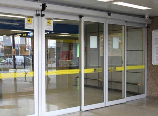 Giớ thiệu về giá bán cửa nhôm kính tự động