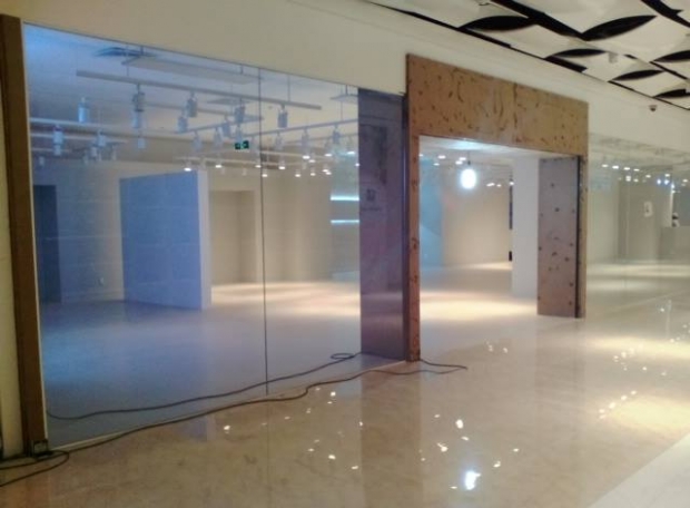 Các ưu điểm vượt trội khi sử dụng cửa kính cường lực