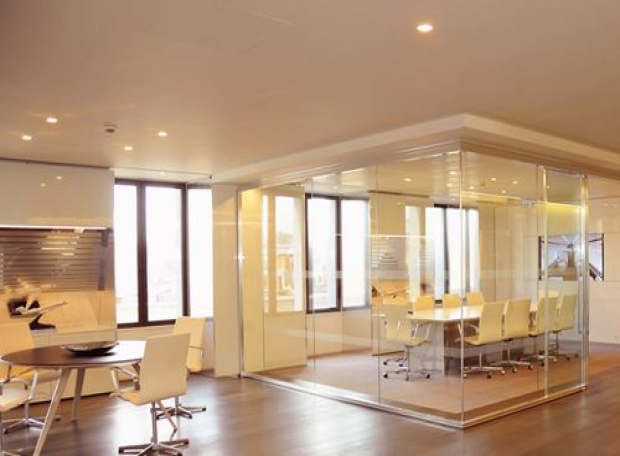 Những sản phẩm đẹp được làm từ kính cường lực