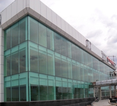 Thi công vách kính nhà cao tầng