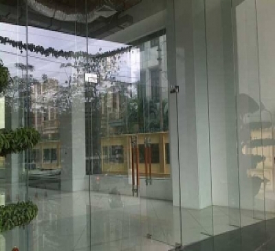 Vách kính văn phòng cường lực quận 7, quận 8, quận 9 hcm